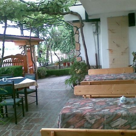 Family Hotel Natalis Chissarja Exterior foto